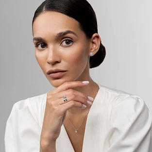Кольцо из золота с бриллиантами