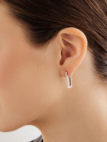 Серьги из золота с бриллиантами