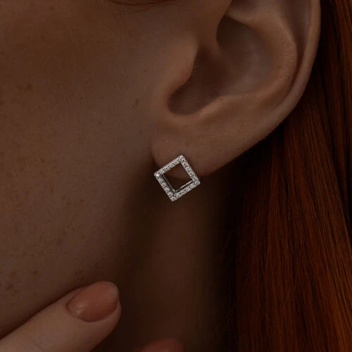 Серьги из серебра с фианитами