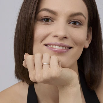 Кольцо золотое 12015-100 | Кольца дорожка купить по выгодной цене в ювелирном магазине ⭐️ «Золотая Подкова»