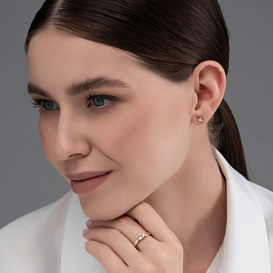 Серьги из золота с бриллиантами