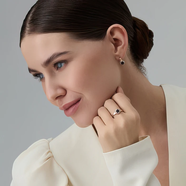 Серьги золотые 25939-102 | Серьги с бриллиантами купить по выгодной цене в ювелирном магазине ⭐️ «Золотая Подкова»