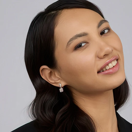 Серьги из золота с бриллиантами