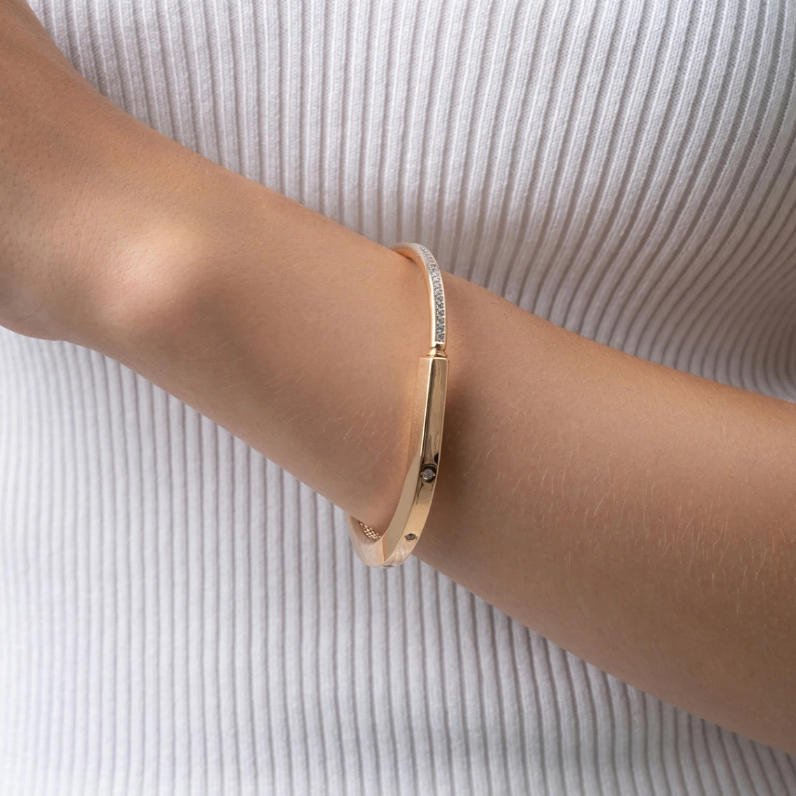 Браслет золотой 070288 | Браслеты с фианитом купить по выгодной цене в ювелирном магазине ⭐️ «Золотая Подкова»